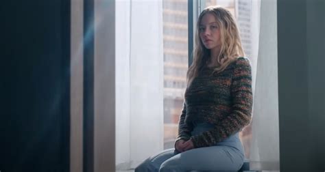 sydney sweeney aznud3|Sydney Sweeney Sexy Scene in The Voyeurs .